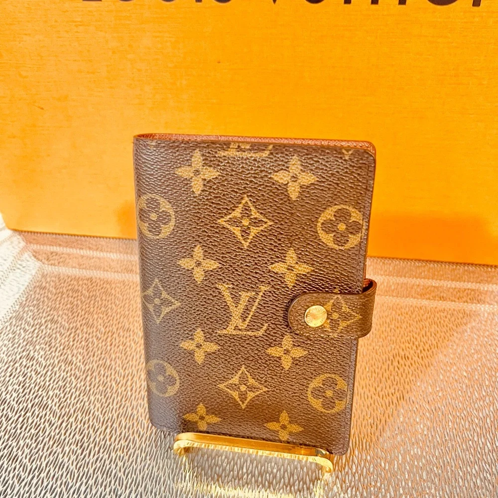 Louis Vuitton Brown Monogram Canvas Snap Wallet/Agenda